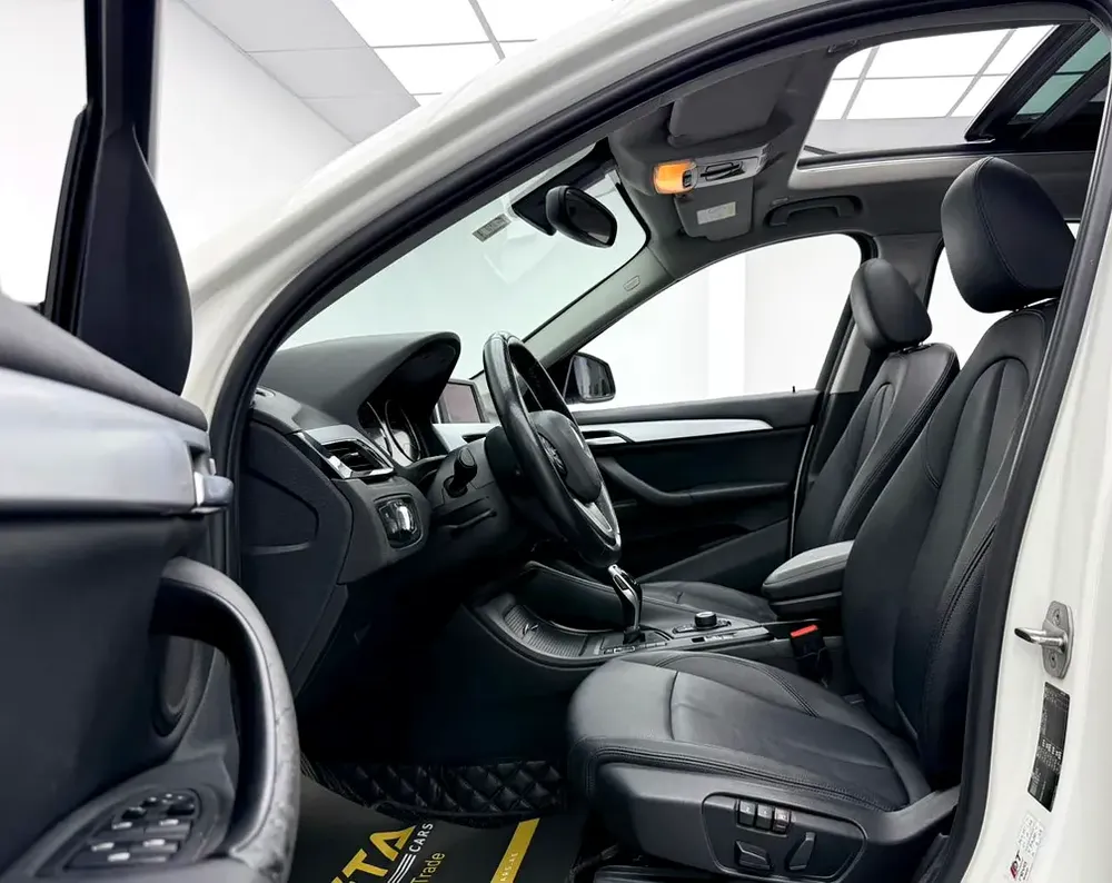 2019 BMW X1 sDrive20i, Warranty, Full BMW Service History, GCC - Image 14