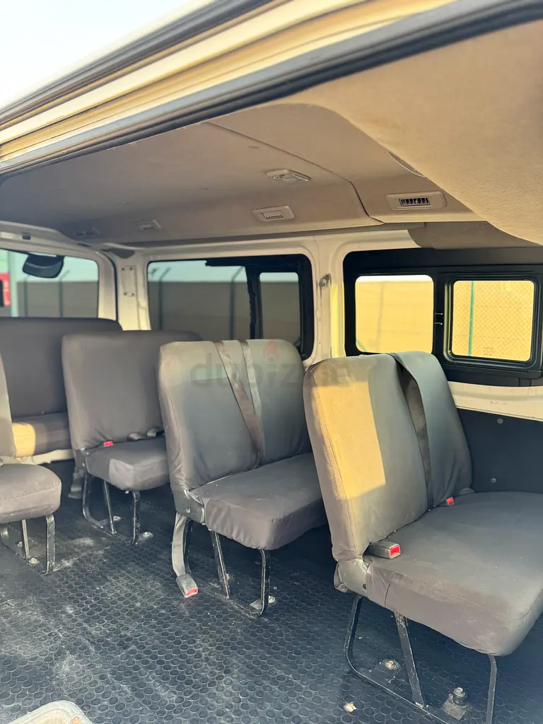Nissan Urvan 2016 Model GCC - Image 10