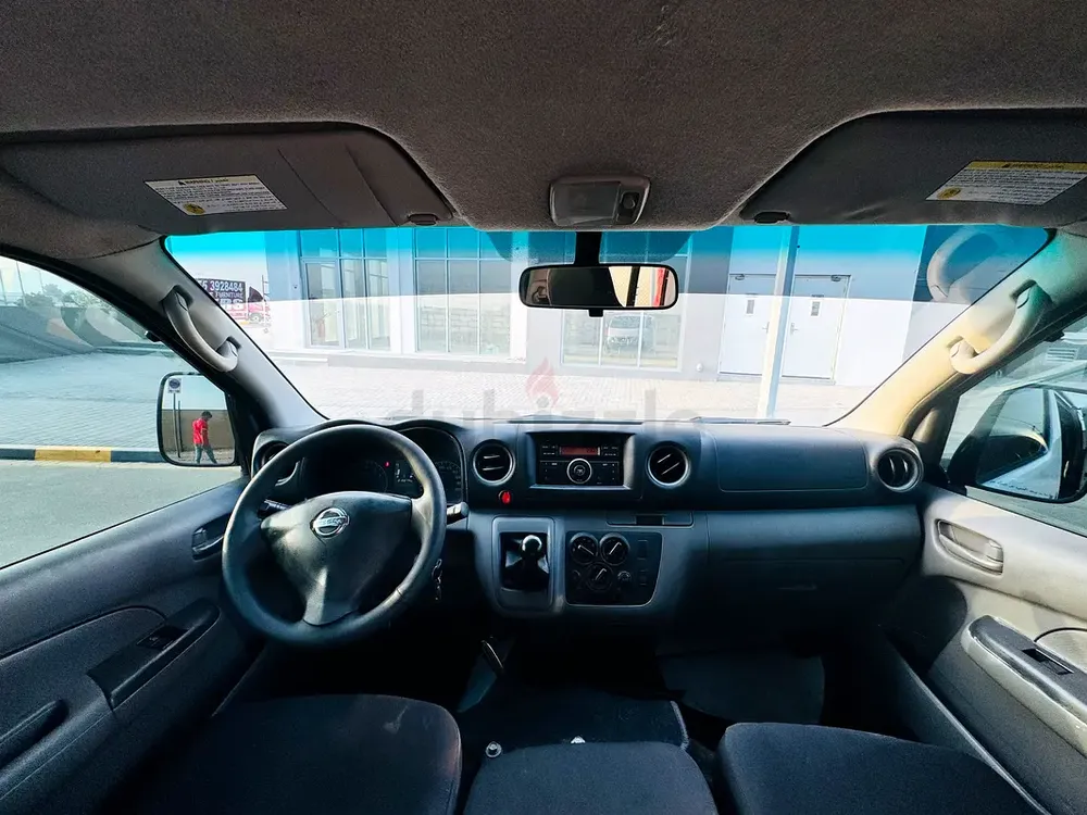 Nissan Urvan 2016 Model GCC - Image 8