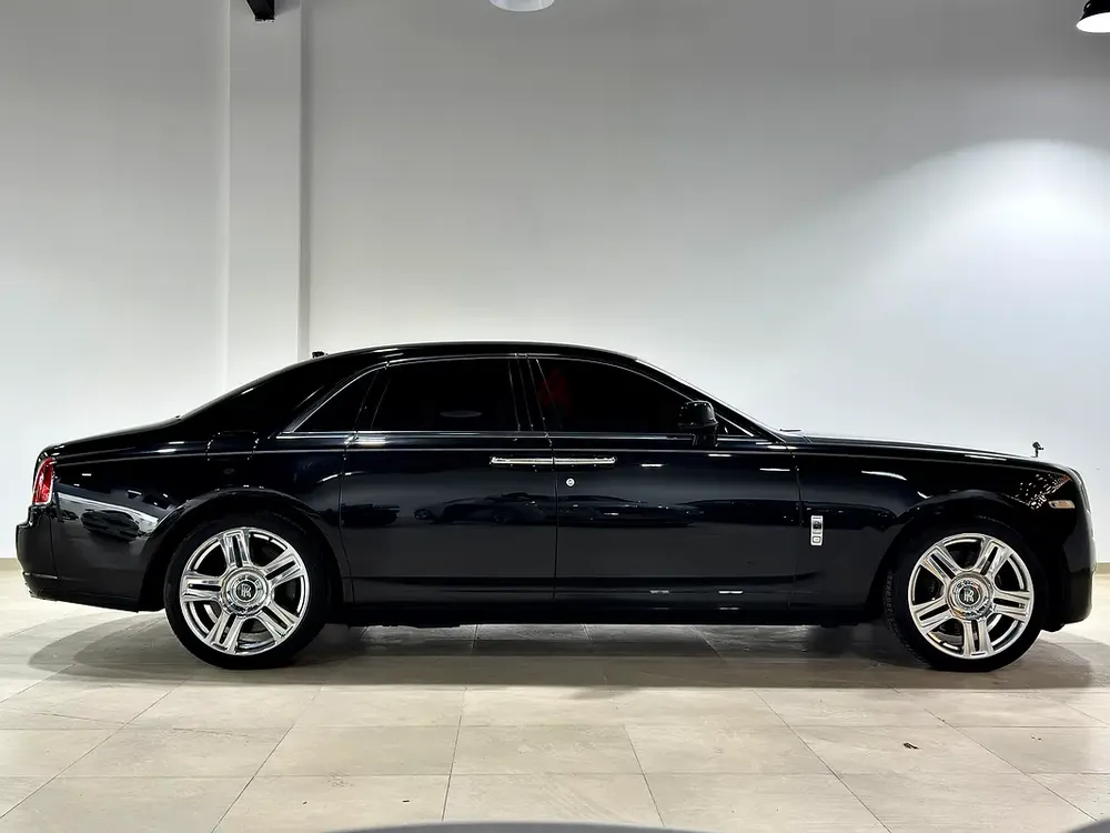 SERIES II | GCC | Full Agency Service History | 90,000 km - Image 4