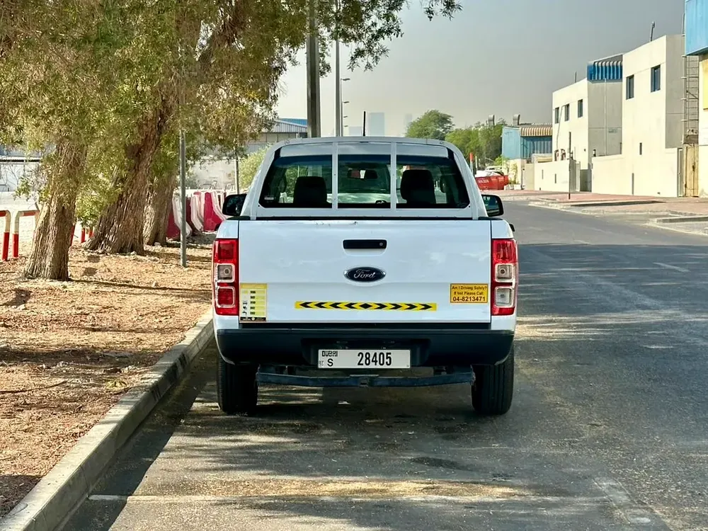 Ford Ranger 4x2 Double Cab 2020 - GCC not negotiable - Image 5