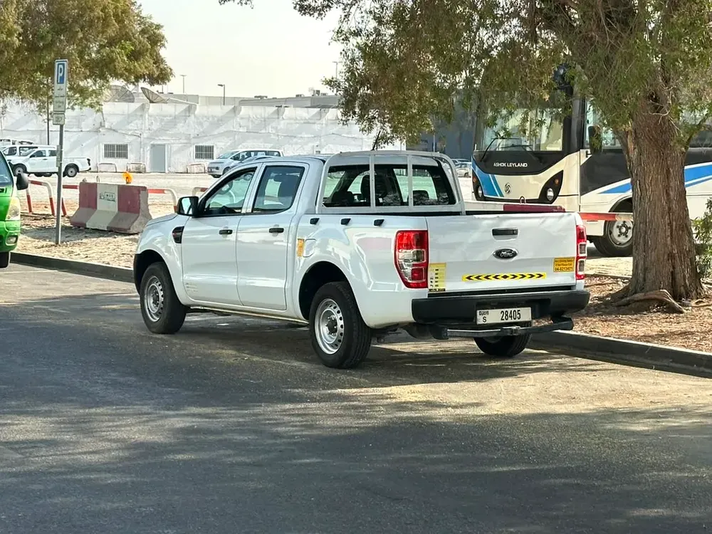 Ford Ranger 4x2 Double Cab 2020 - GCC not negotiable - Image 6
