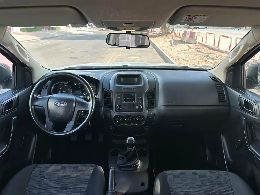 Ford Ranger 4x2 Double Cab 2020 - GCC not negotiable - Image 8