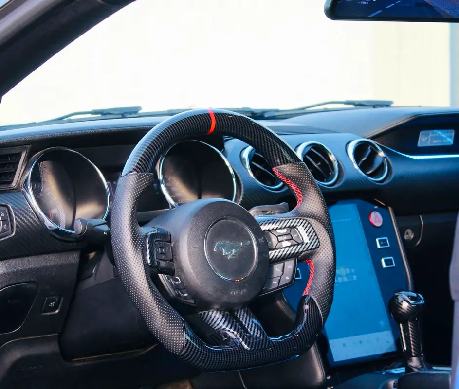Ford Mustang V6 2016 GCC Specs low kilometers - Image 9