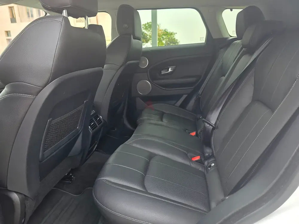 Land Rover Range Rover Evoque SE 2018 - Image 10