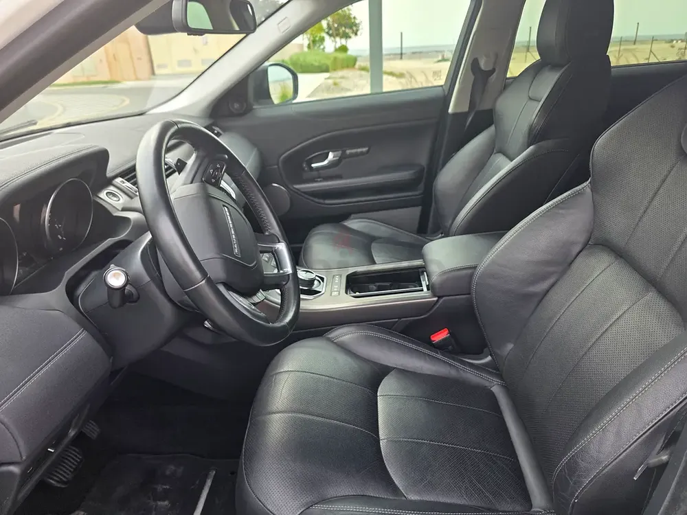 Land Rover Range Rover Evoque SE 2018 - Image 9