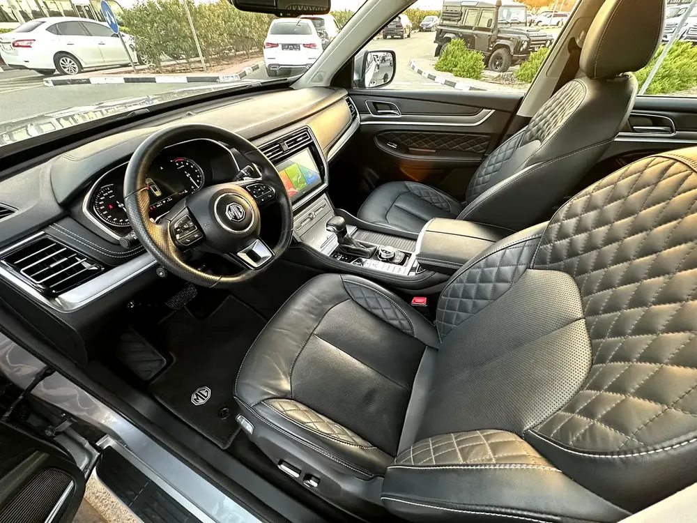 MG RX8 2022 GCC UNDER WARRANTY FULL OPTION NO ACCIDENTS NO PAINT - Image 10
