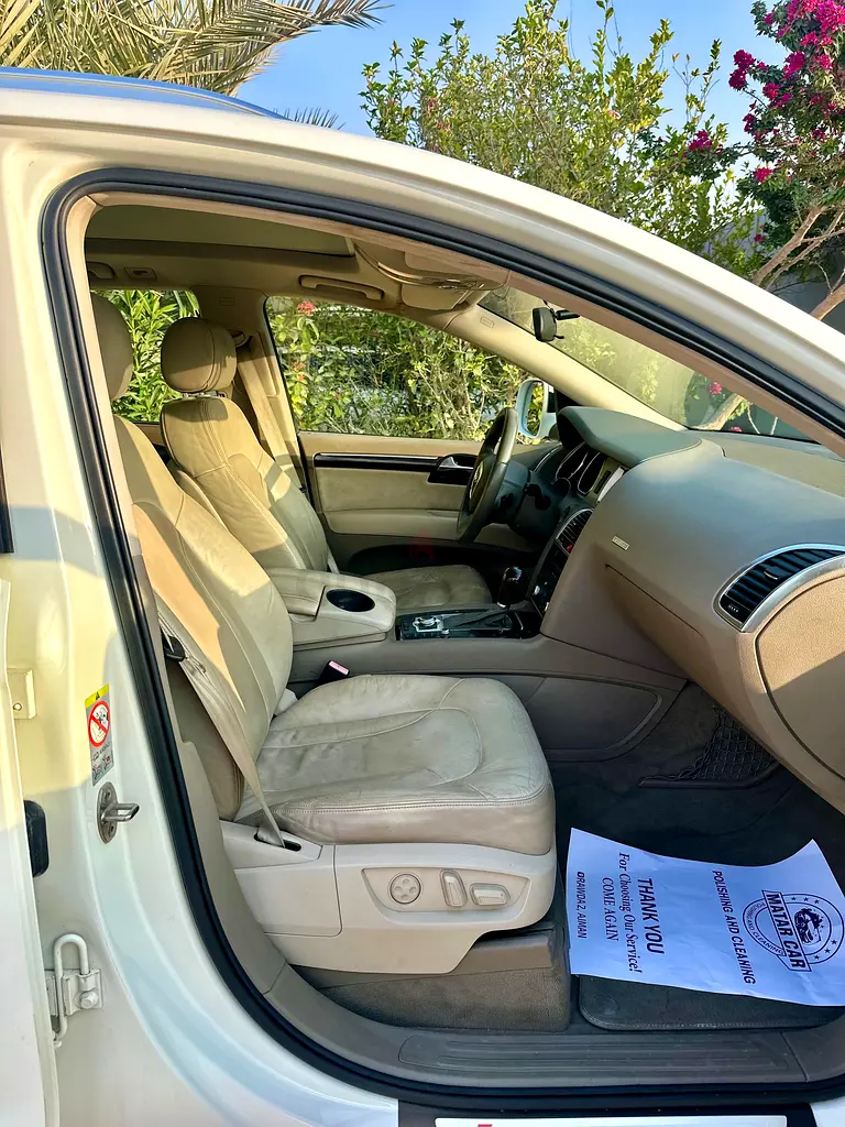 Audi Q7 - Image 7