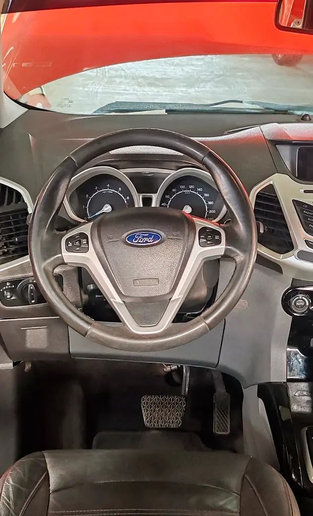 Ford Ecosport Titanium 2015 GCC Specs - Well Maintained - Image 15