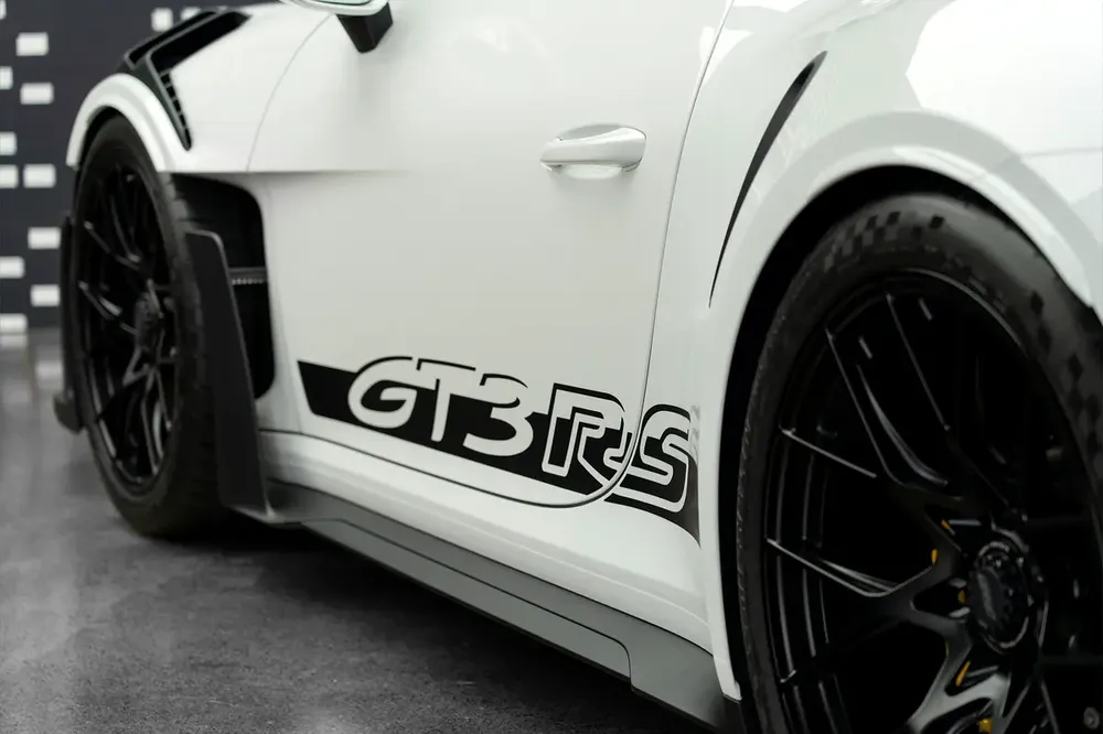 PORSCHE | 992 GT3RS | 2025MY BRAND NEW - Image 17