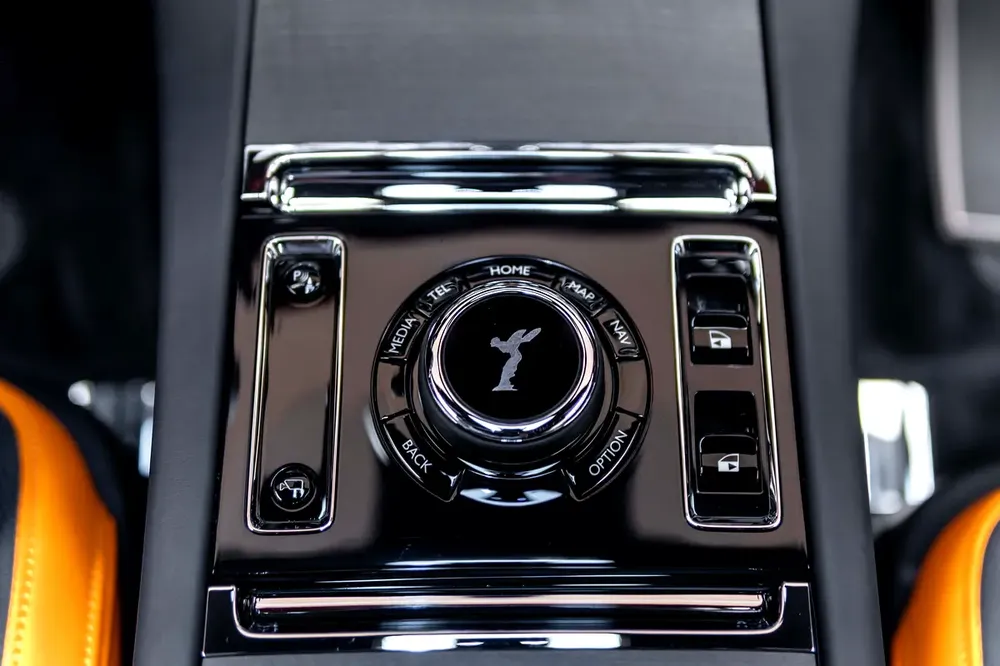 ROLLS ROYCE SPECTRE | LOW KILOMETER - Image 17