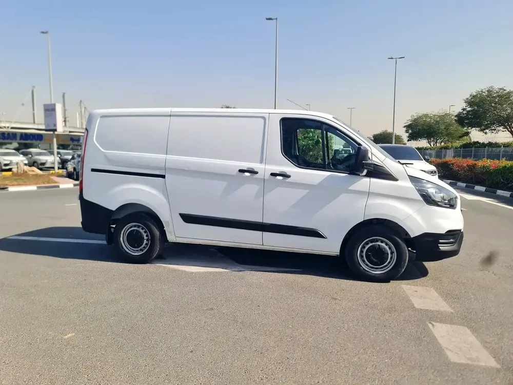 FORD TRANSIT, GCC, MINT CONDITION - Image 7