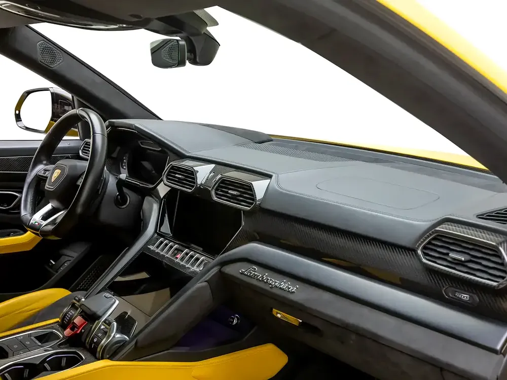 2022 | Lamborghini | Urus | Pearl Capsule | GCC Spec | With Warranty - Image 10