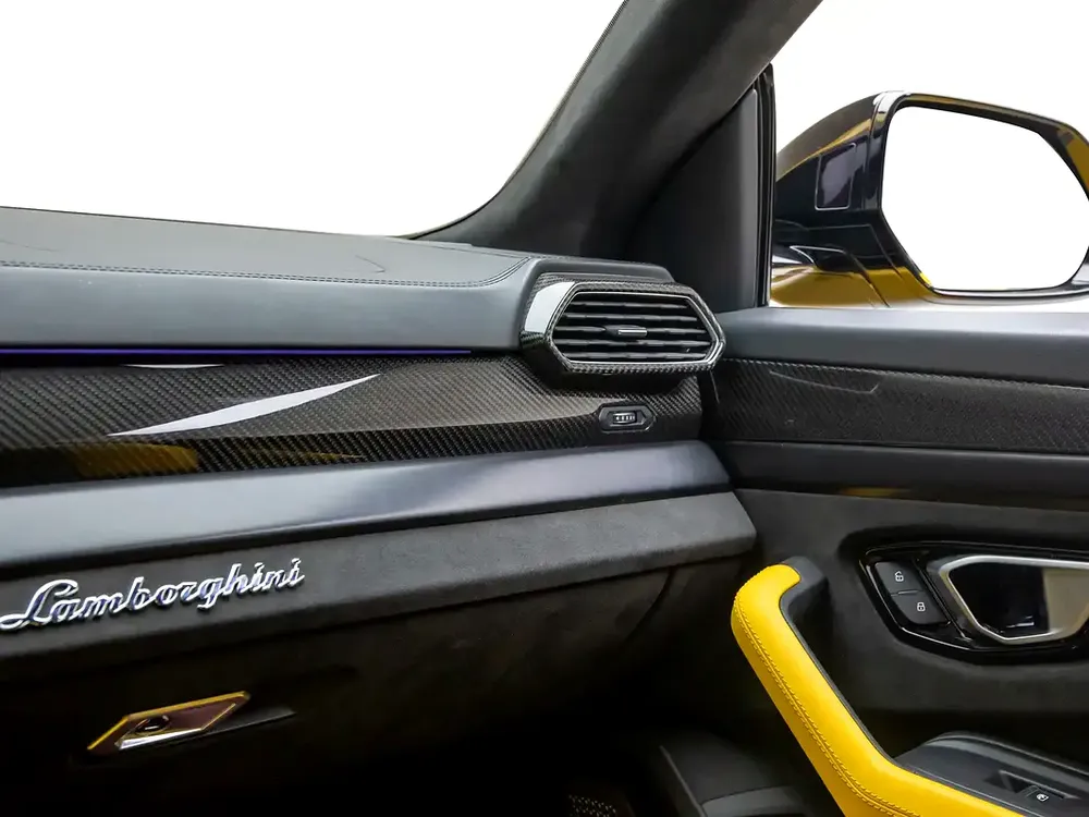 2022 | Lamborghini | Urus | Pearl Capsule | GCC Spec | With Warranty - Image 15