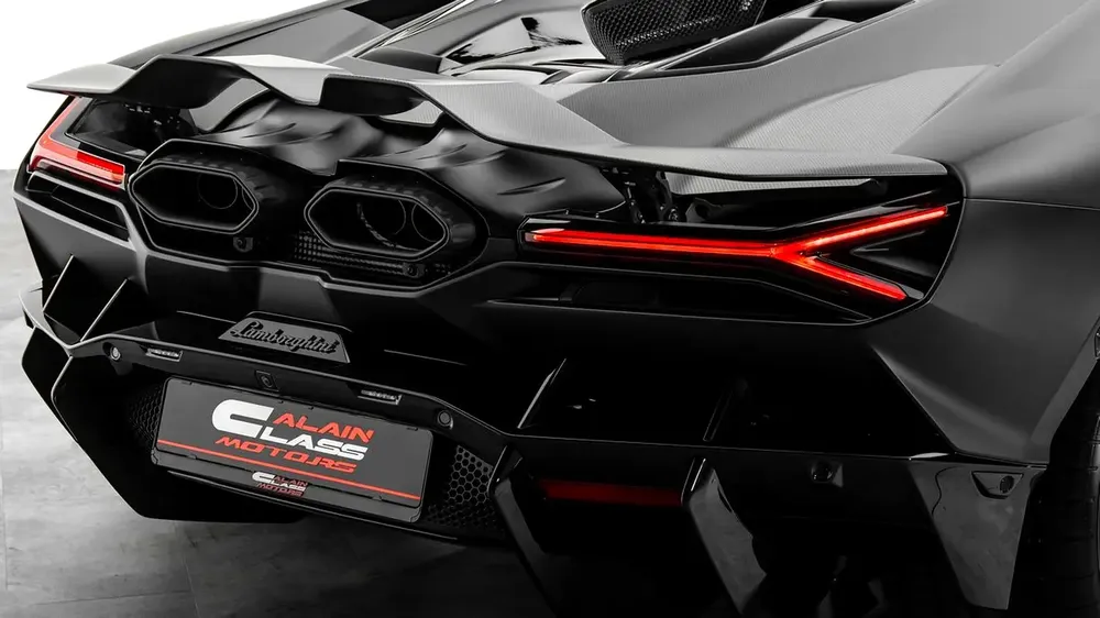 Lamborghini Revuelto - 2025 - GCC Specs - Under 5-Year Warranty and Service Contract - Image 19