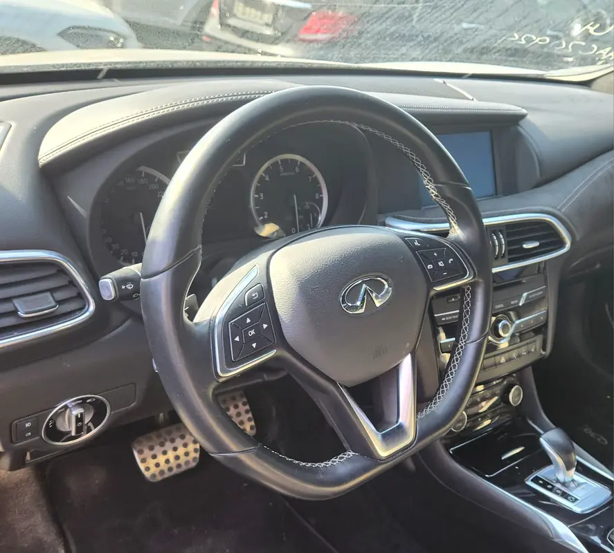 2017 INFINITI Q30 EXCLUSIVE-2.0L, FROM KOREA, ACCIDENT FREE - Image 14