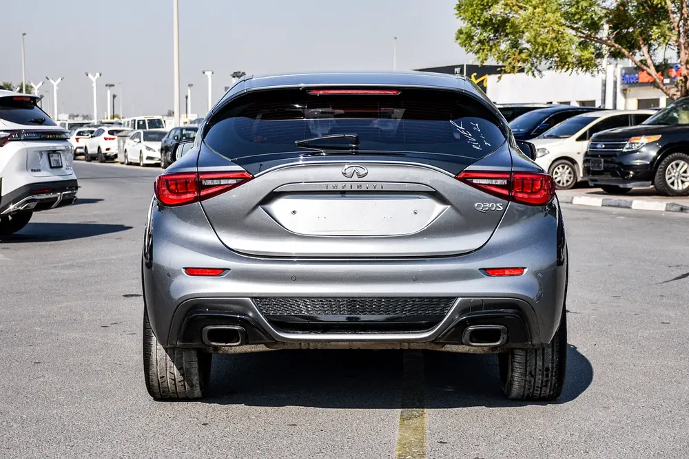 2017 INFINITI Q30 EXCLUSIVE-2.0L, FROM KOREA, ACCIDENT FREE - Image 6