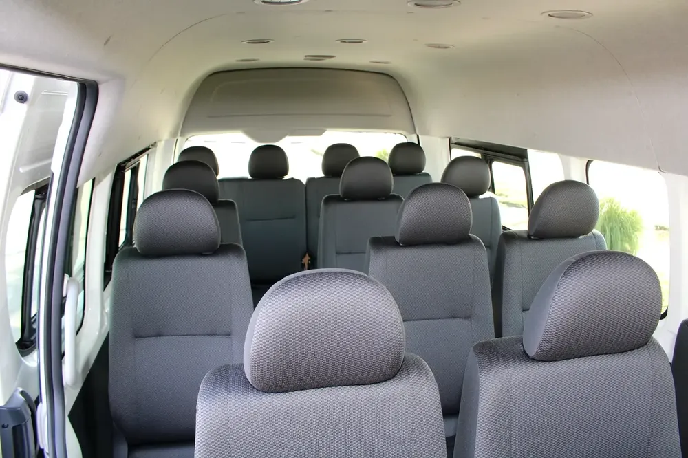 LHD - TOYOTA HIACE 2.7L PETROL 16 STR MINI BUS HIGH ROOF MANUAL - EXPORT ONLY TO NIGERIA - Image 15