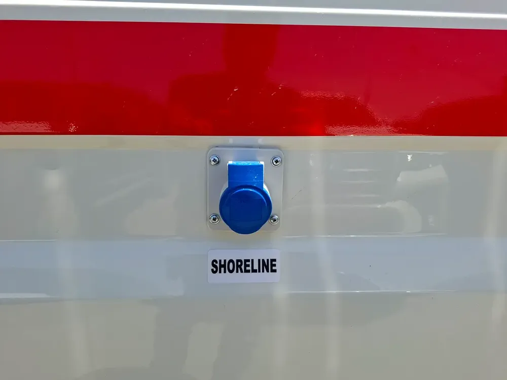 2025 Toyota Land Cruiser 70 Series LC 76 Ambulance - Brand New - European Specs - Export Only - Image 16
