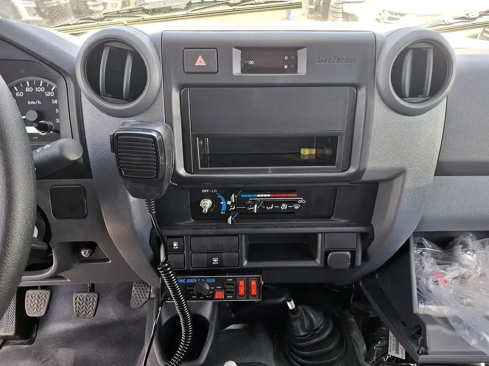 2025 Toyota Land Cruiser 70 Series LC 76 Ambulance - Brand New - European Specs - Export Only - Image 9