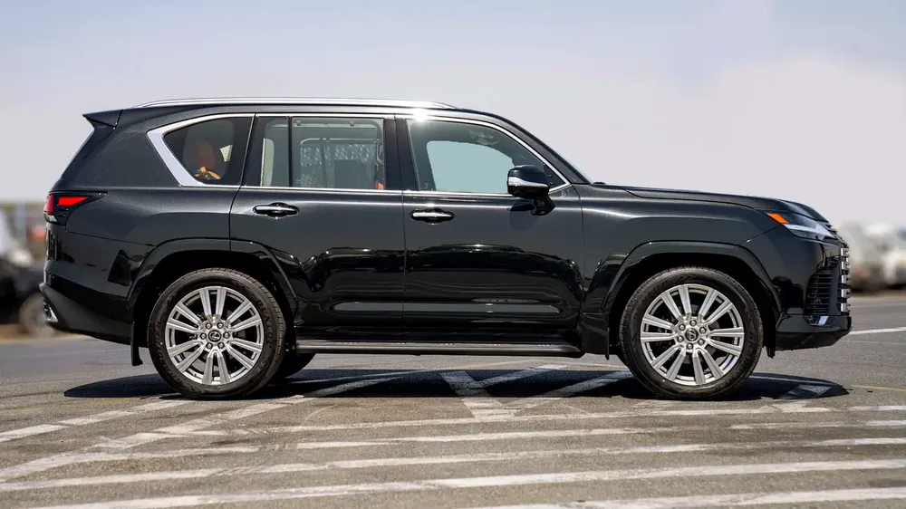 Lexus LX 600 VIP 2026 GCC Specs - Brand New - Image 4