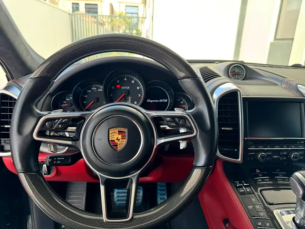 Porsche Cayenne GTS 2016 - GCC Specs - Excellent Condition - Image 10