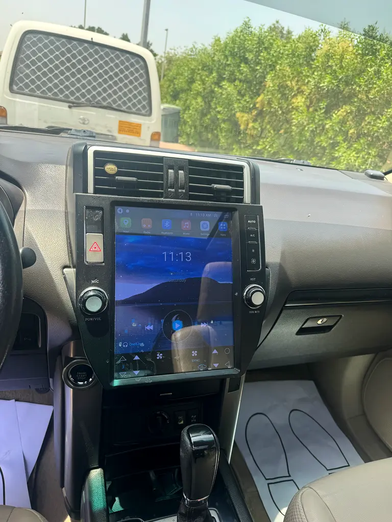 Toyota Prado 2010 TXL V6 GCC Top option sunroof service history from ALFUTTAIM - Image 6