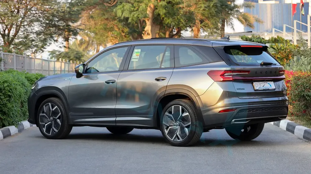 ( 5 Years Warranty + 5 Years Service ) 2026 Škoda Kodiaq Sportline 2.0T AWD GCC 0Km - Image 5