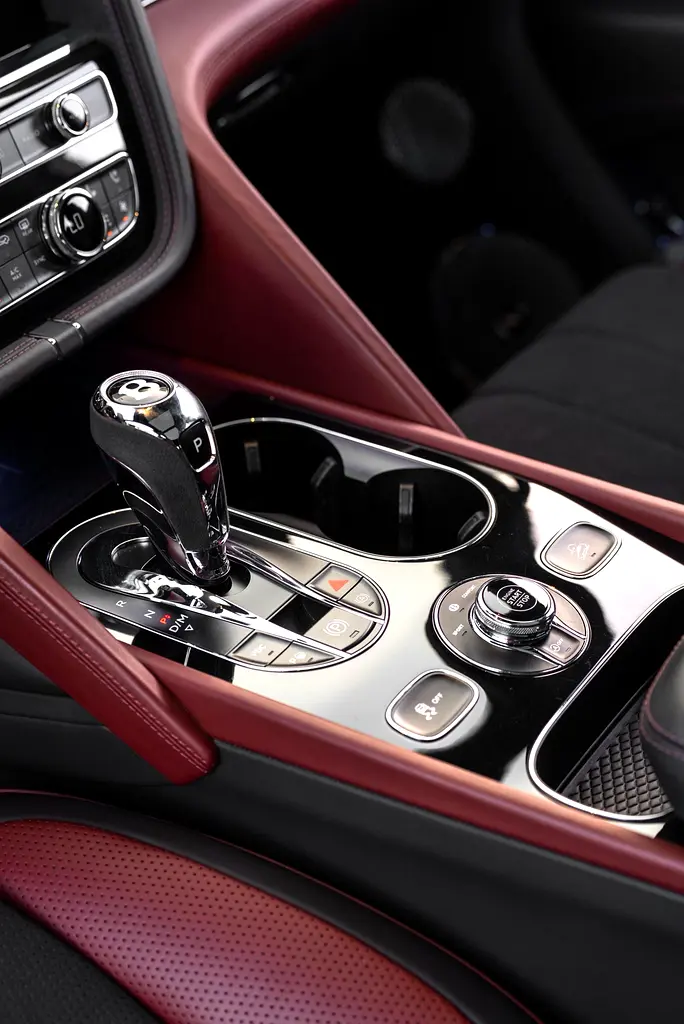 2023 Bentley Bentayga W8 Speed - European Specs -28,000 kms - Image 16