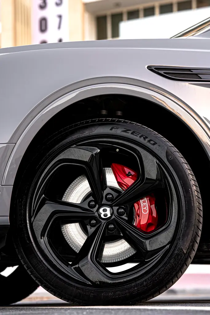 2023 Bentley Bentayga W8 Speed - European Specs -28,000 kms - Image 4