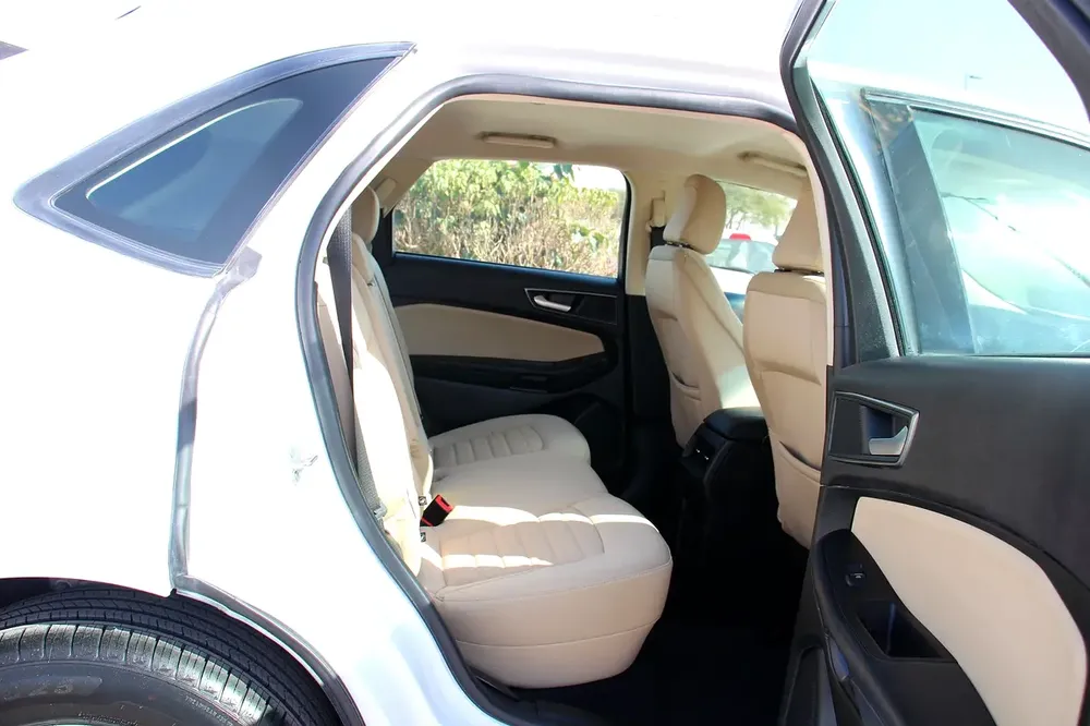 Ramadan Free Offers Ford Edge 2022 Gcc ( 843 x 60) With  Without Down Payment - Image 16
