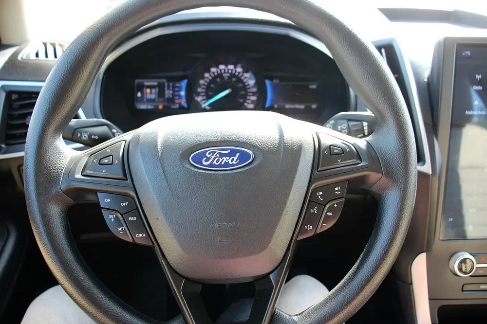Ramadan Free Offers Ford Edge 2022 Gcc ( 843 x 60) With  Without Down Payment - Image 17