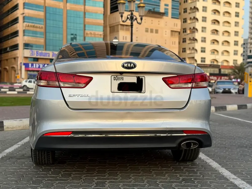 KIA OPTIMA - excellent condition - Image 5