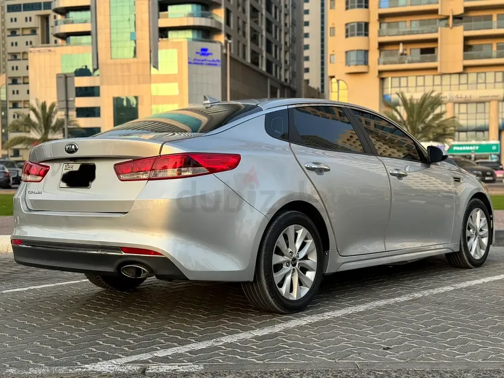 KIA OPTIMA - excellent condition - Image 7