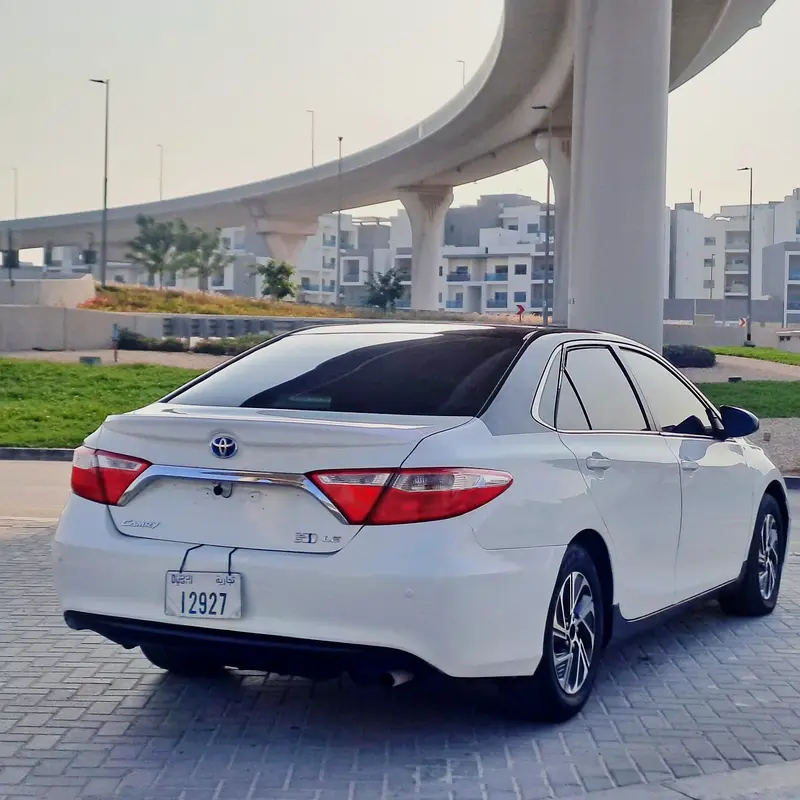 TOYOTA CAMRY HYBHEBRID 2017 - Image 6
