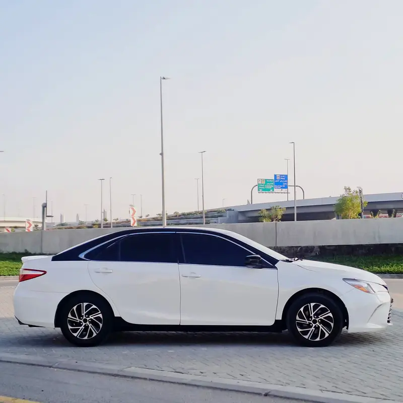 TOYOTA CAMRY HYBHEBRID 2017 - Image 8