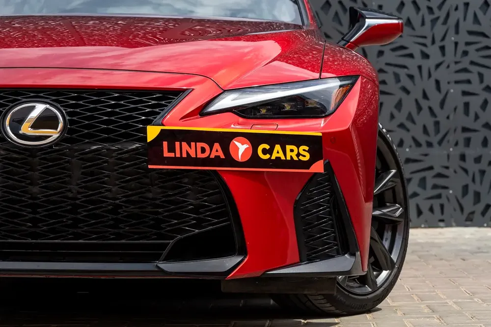 Lexus IS 350 2024 GCC specs - Image 4