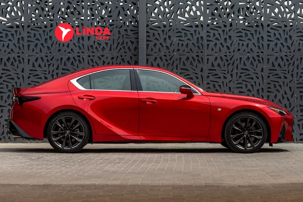 Lexus IS 350 2024 GCC specs - Image 8