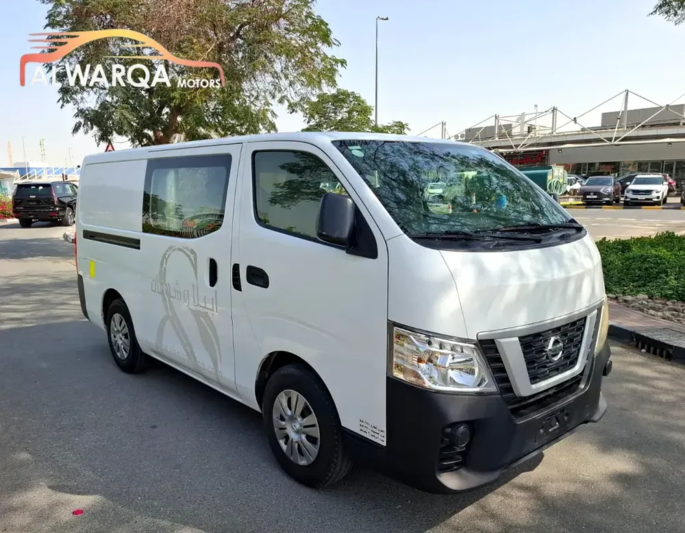 NISSAN URVAN NV350 06 SEATER DELIVERY VAN MANUAL 2021 - Image 4