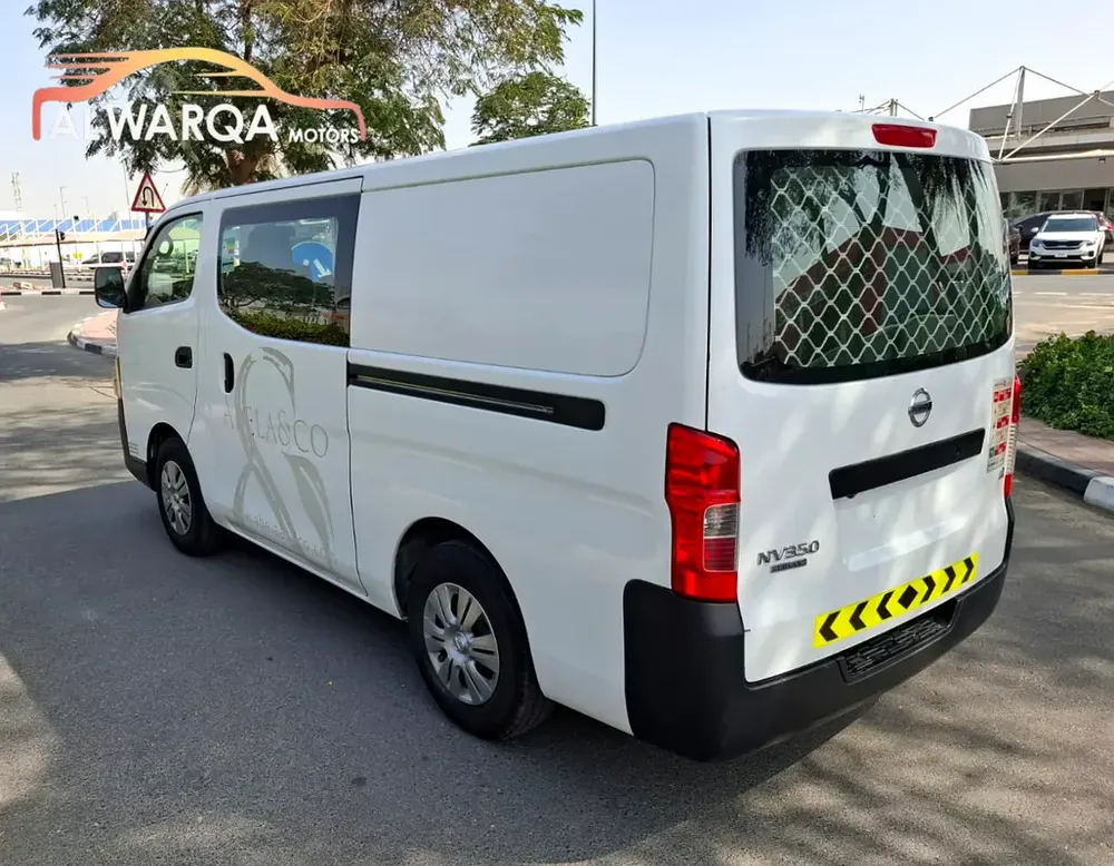 NISSAN URVAN NV350 06 SEATER DELIVERY VAN MANUAL 2021 - Image 5