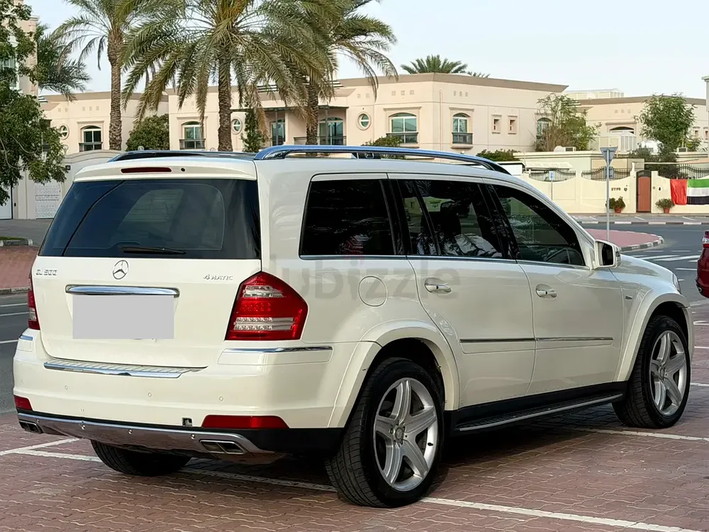Original Paint // Mercedes-Benz GL-Class GL 500 4matic 2012 | GCC Specs | V8 Luxury SUV - Image 5