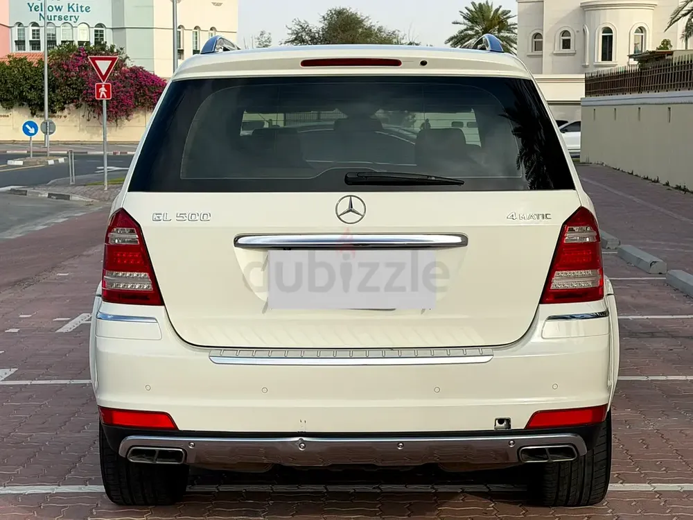 Original Paint // Mercedes-Benz GL-Class GL 500 4matic 2012 | GCC Specs | V8 Luxury SUV - Image 6