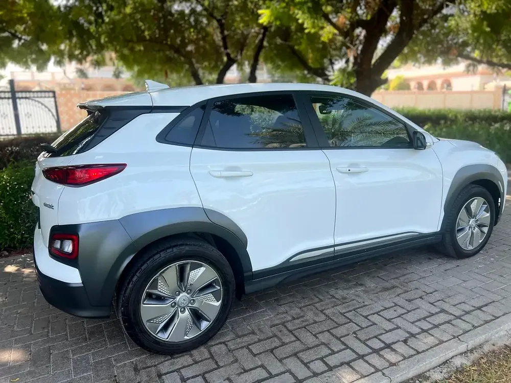 Hyundai Kona 2021 ELECTRCIAL ULTIMAE TRIM FULL OPTION - Image 5