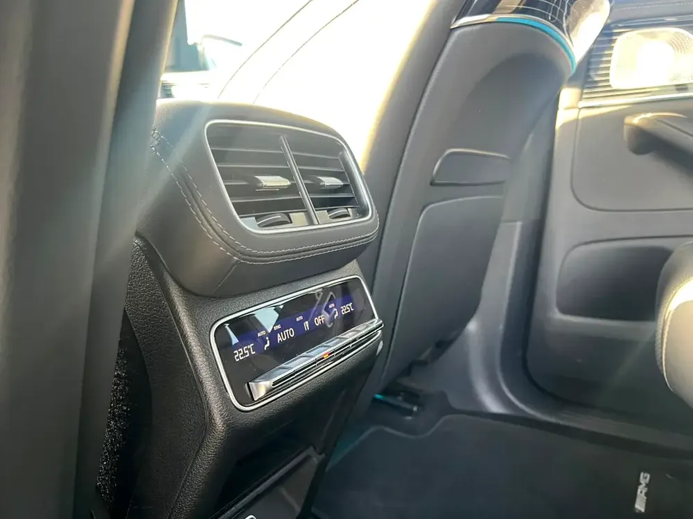 2024 Mercedes-Benz GLS 580 - Image 12