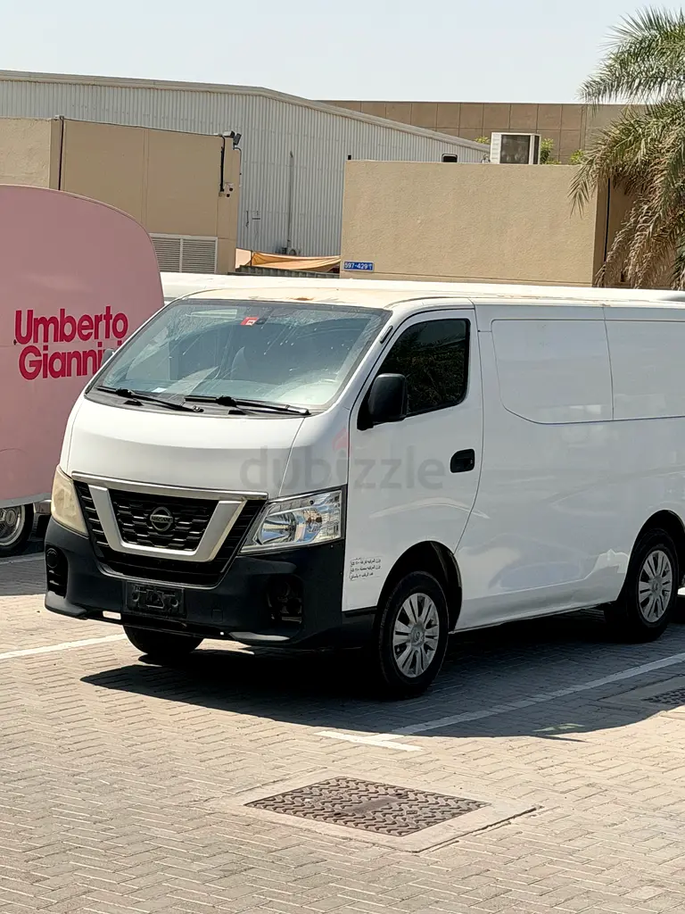 Nissan Urvan Standard 2019 GCC Specs