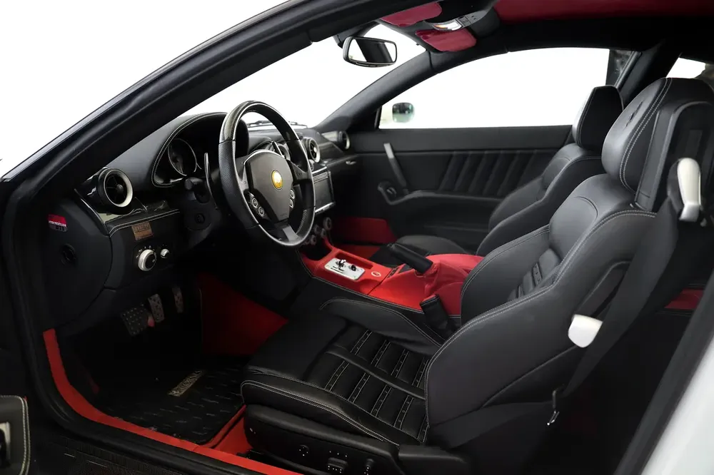612 SCAGLIETTI HGT PACKAGE | DAYTONA SEATS | CARBON TRIM INTERIOR | WARRANTY AVAILABLE - Image 10