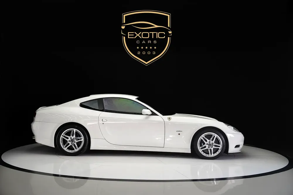 612 SCAGLIETTI HGT PACKAGE | DAYTONA SEATS | CARBON TRIM INTERIOR | WARRANTY AVAILABLE - Image 4