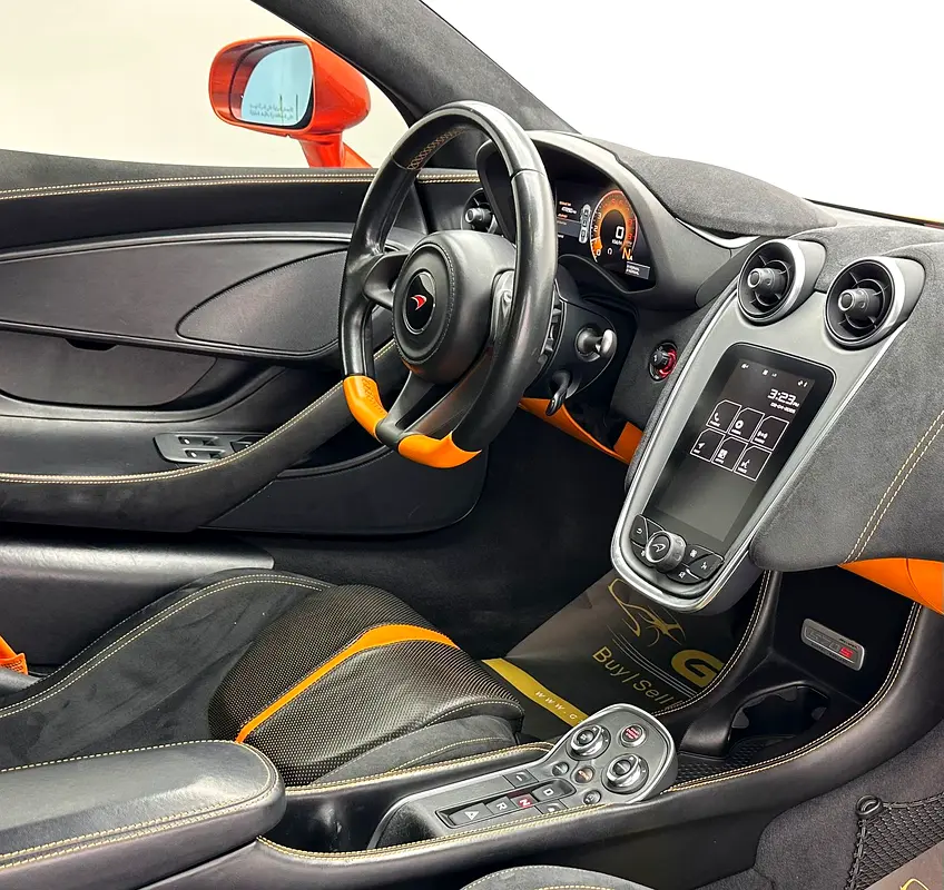 2017 McLaren 570s, Full Service History, Excellent Condition, GCC - Image 10
