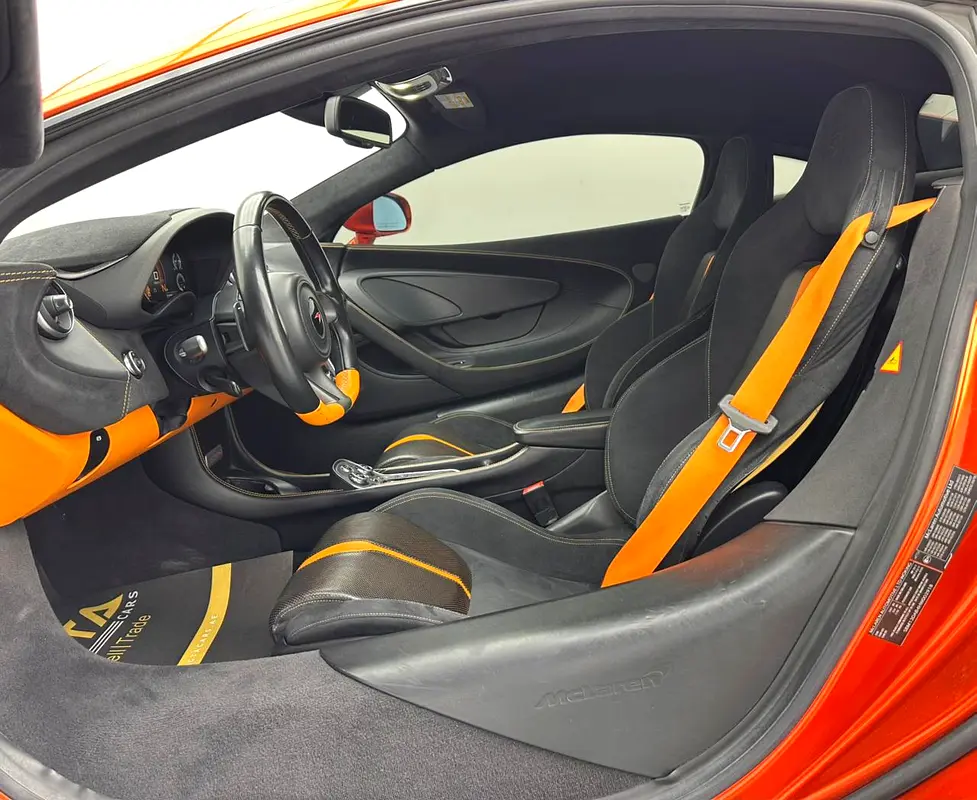 2017 McLaren 570s, Full Service History, Excellent Condition, GCC - Image 12