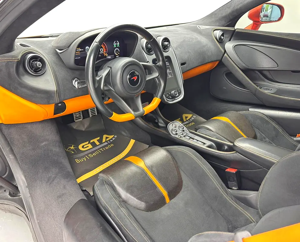 2017 McLaren 570s, Full Service History, Excellent Condition, GCC - Image 9